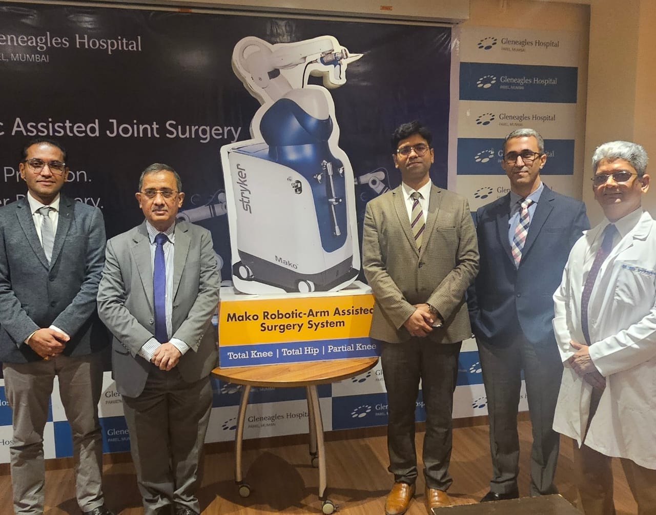 From L To R : Dr Bipin Chevale, Dr S V Vaidya, Dr Girish Bhalerao, Dr Anup Khatri and Dr Neelkanth Dhamnaskar at unveiling of Robotic Assisted joint surgery at Gleneagles Hospital Parel